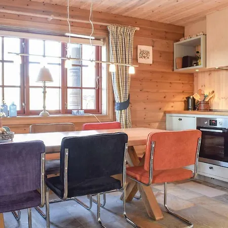 度假居 Four-bedroom Holiday In Treungen