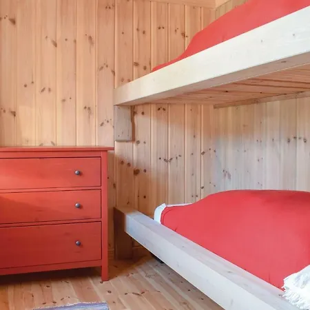 Four-bedroom Holiday In * Treungen